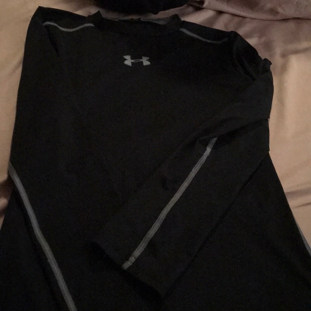 Boys under Armour heat gear
